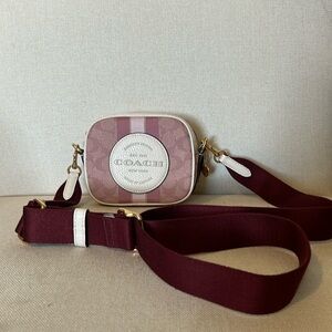 32. NWT COACH • Monogram Mini Camera Bag Pink
